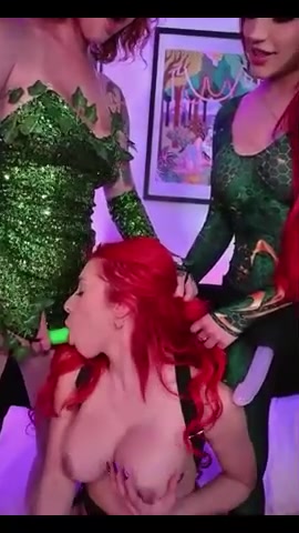 WhoaHannahJo Lesbian Threesome sextape leak