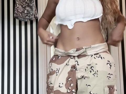 Princess Helayna Shopping And Nude Try-On