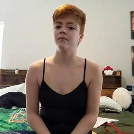 Willow.Trie – My First Livestream! (Q&A, Strip Tease & Vibrator Masturbation)