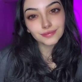 Shiftymine Teases With Big Breasts And A Cute Face