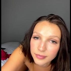 Gracewearslace Onlyfans Livestream Video Leaked