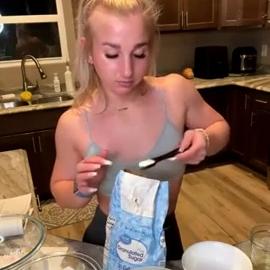 Abby Lynn – Nude Livestream