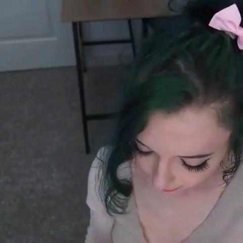 Katalingus – Upskirt Leads To Pantyjob