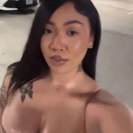 Faiygo_ Shaking Her Tits
