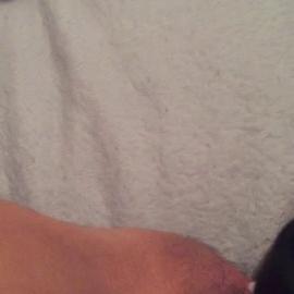 Hugekcups Masturbating