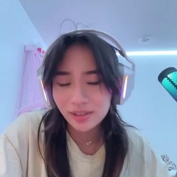 Tiffanobi Strip Tease Ppv