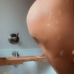 Watergirl98 Nude Bathtub Dance