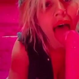 Sheila Bella Dildo Masrurbation 4