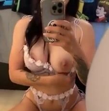 Lily 6or9 Onlyfans Video Nude – Show boobs before mirror !!!